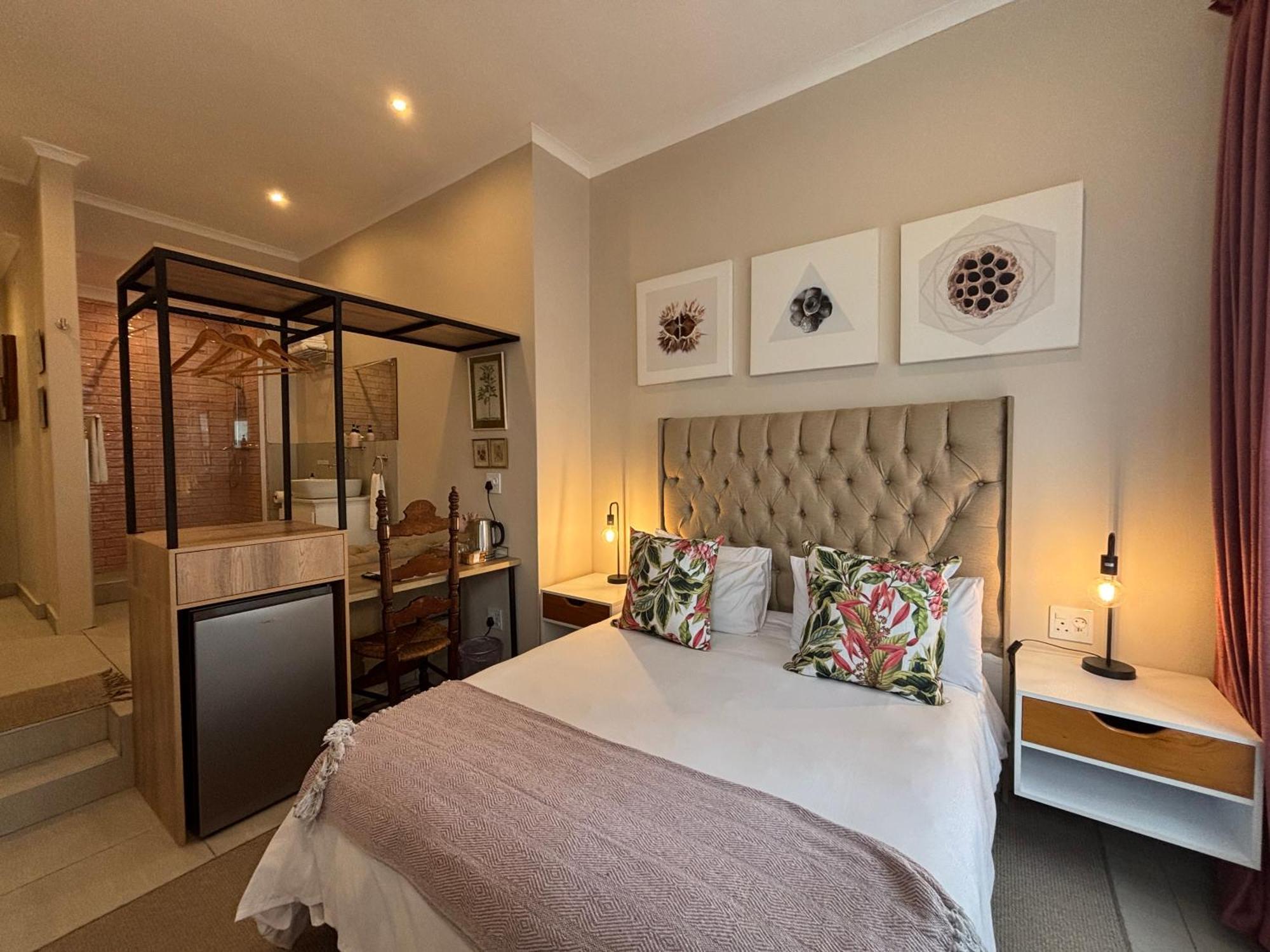 La Casa Blanca Hotel Johannesburg Exterior photo